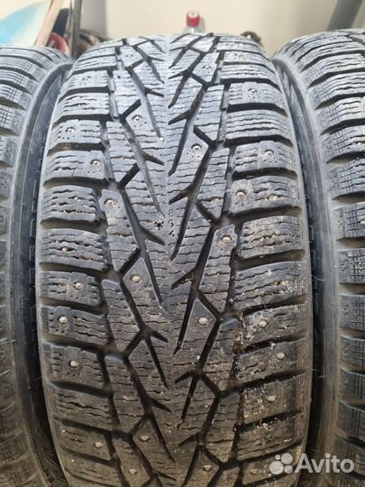 Nokian Tyres Hakkapeliitta 7 215/55 R17