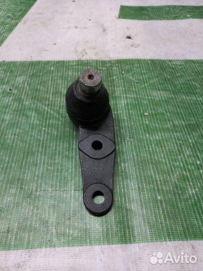 Шаровая опора Audi 80 1990