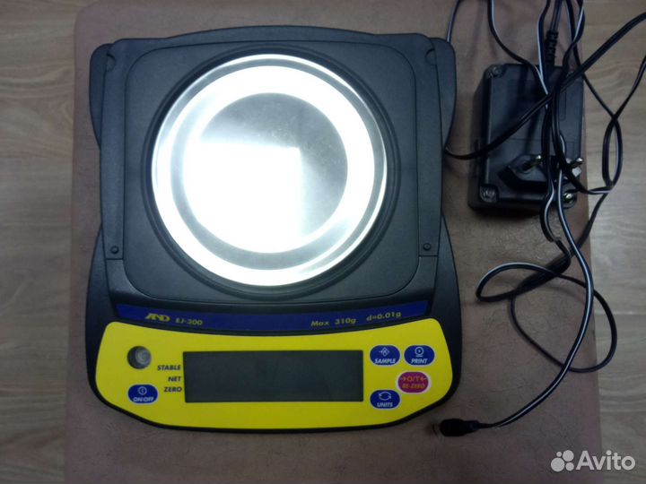 Ювелирные весы