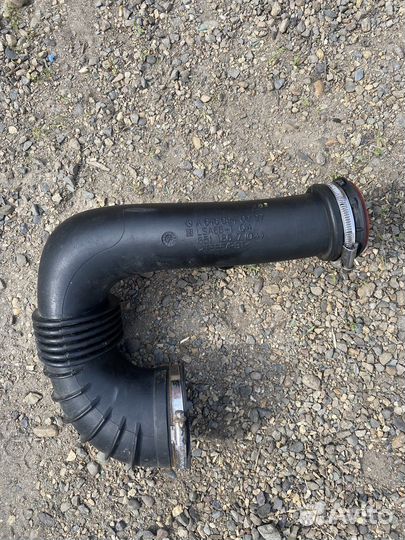 Патрубок интеркулера Mercedes-Benz E-Class W211