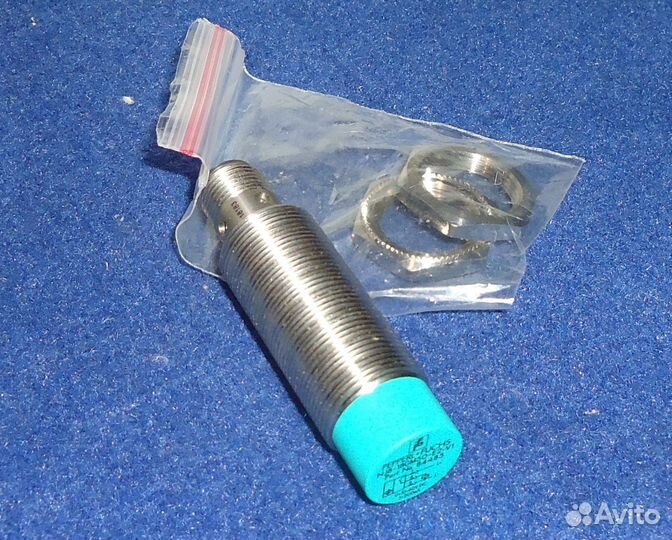 Индуктивный датчик Pepperl Fuchs NJ8-18GM50-E2-V1