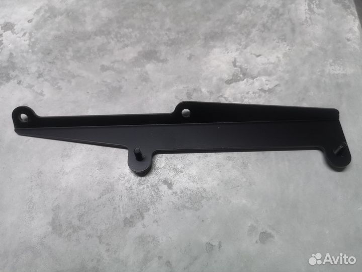 Кронштейн огнетушителя Audi 80/100