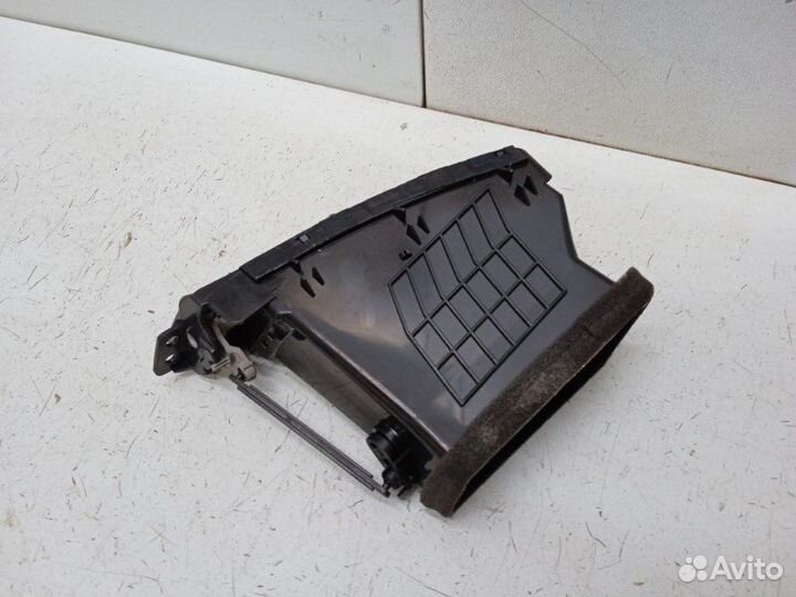 Дефлектор торпедо центральный правый Chevrolet