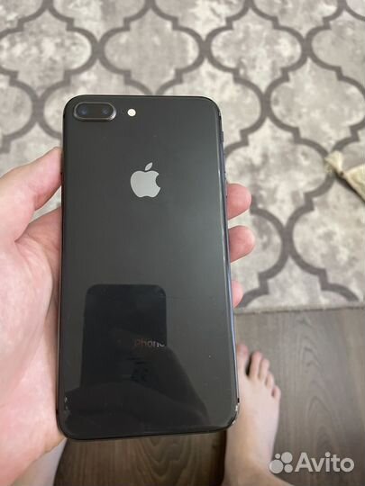 Телефон iPhone 8 plus