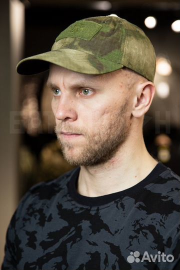 Бейсболка барс, Атака Мох