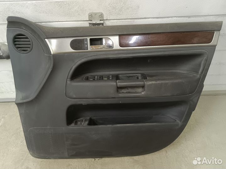 Дверная карта передняя правая