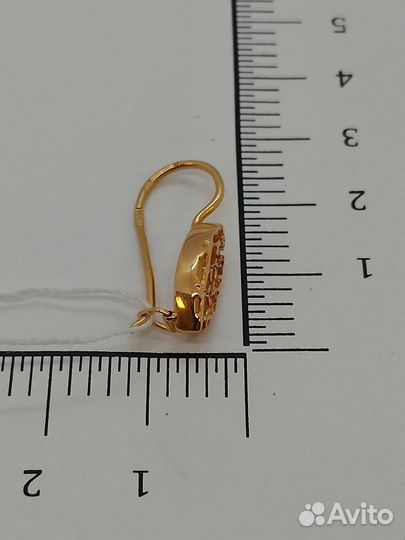 Золотые серьги