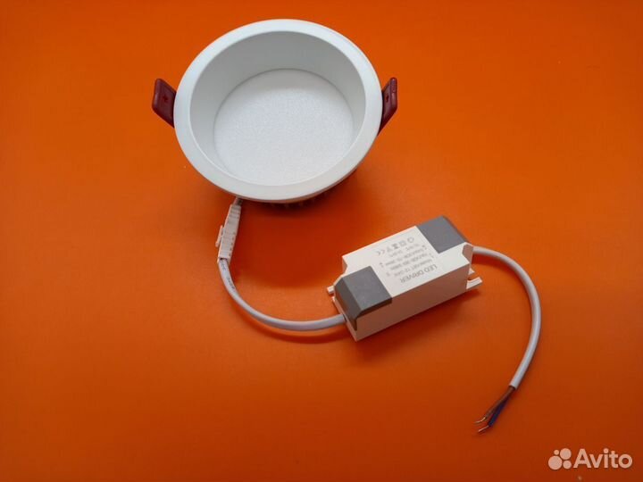 32337 Встраиваемый потолочный светильник