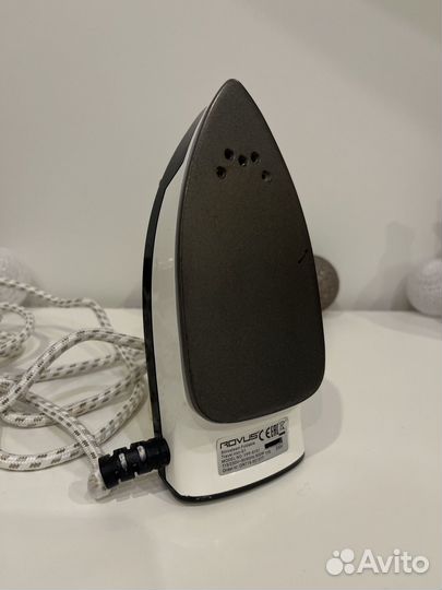 Утюг дорожный