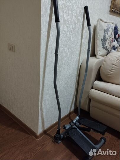 Тренажер министеппер с поручнями