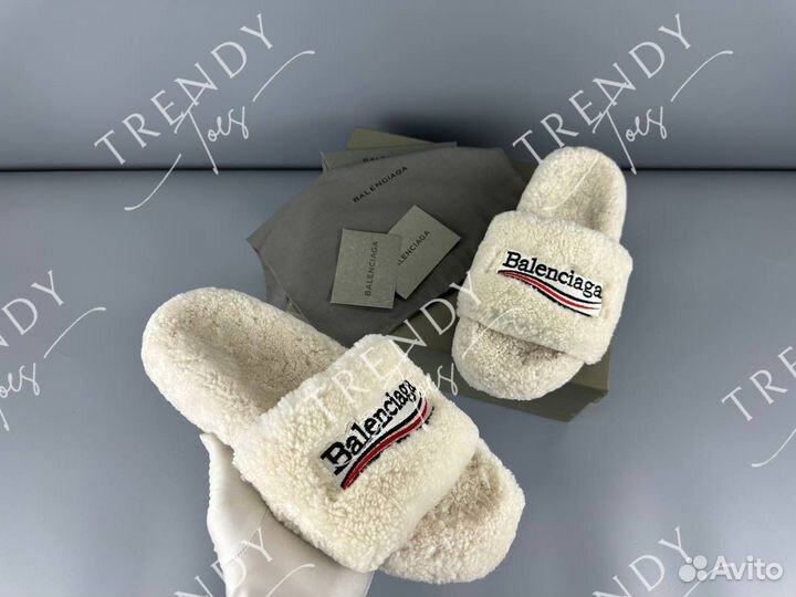 Тапочки Balenciaga