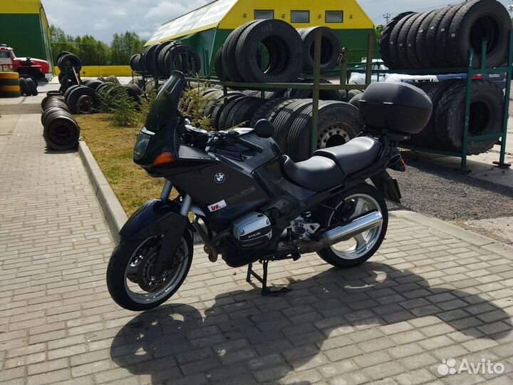 BMW r1100rs