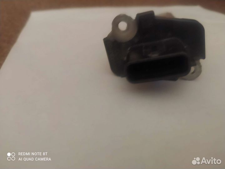 Датчик расхода воздуха Nissan X-Trail NT30