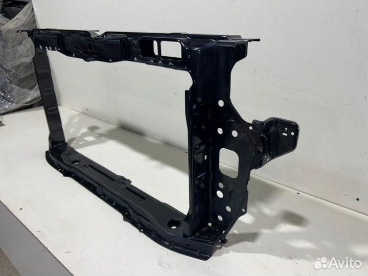 Рамка радиатора(телевизор) передняя Hyundai