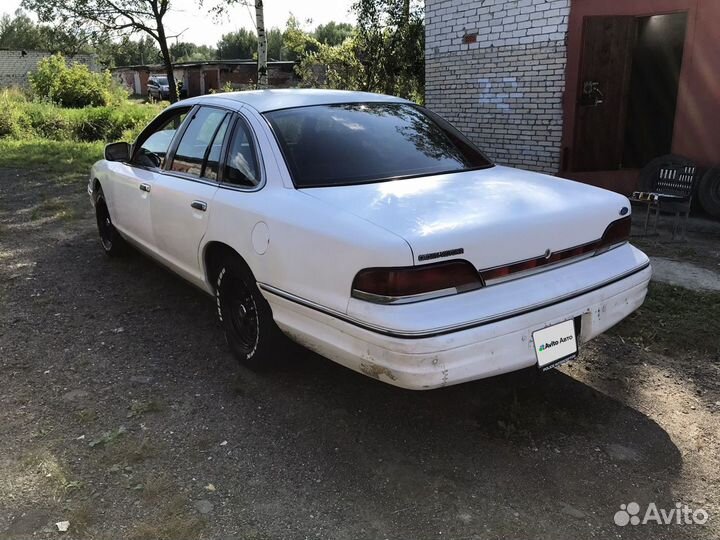 Ford Crown Victoria 4.6 AT, 1992, 4 250 км