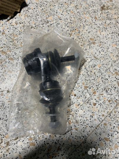 Стойки стабилизатора задние mazda 3 BL