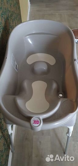 Ванночка с подставкой OK baby