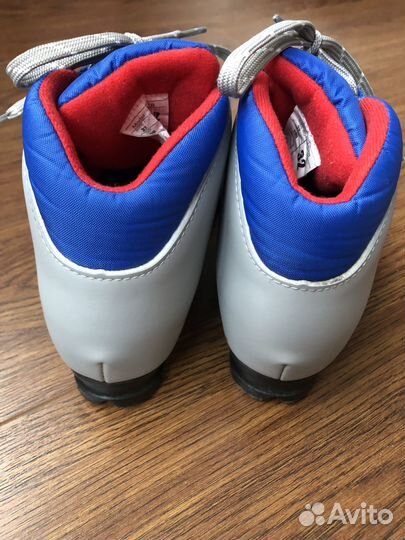 Лыжи беговые детские 140 с ботинками