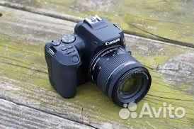 Фотоаппарат Canon eos 200d