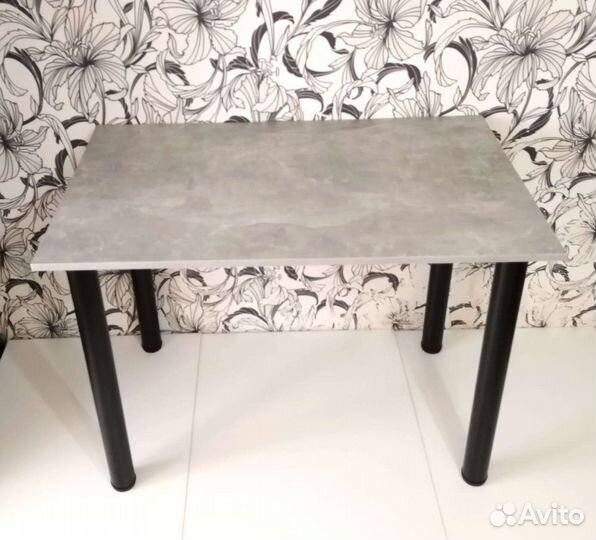 Стол новый