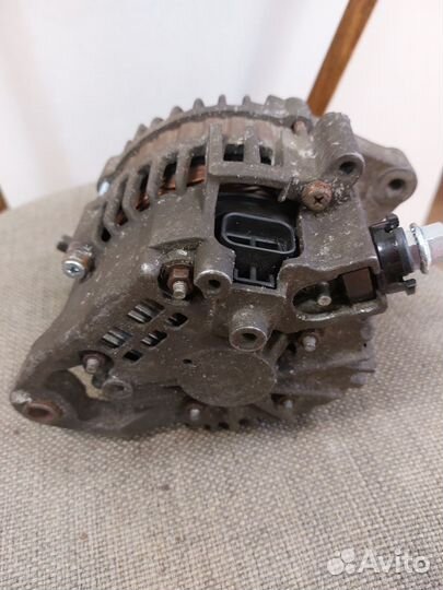 Оригинальный генератор nissan primera p12