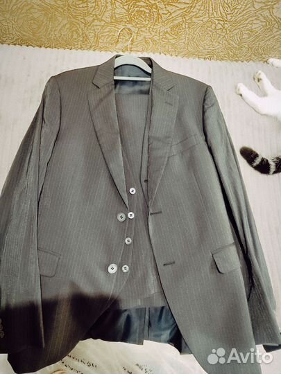 Костюм тройка на подростка