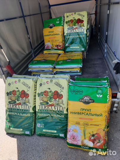 Грунд универсальный живая земля
