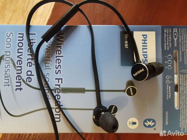 Беспроводные наушники Philips