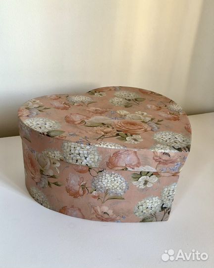 Коробка подарочная сердце