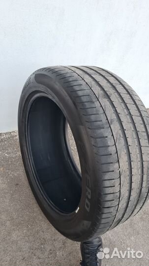 Pirelli P Zero 275/45 R21 и 315/40 R21