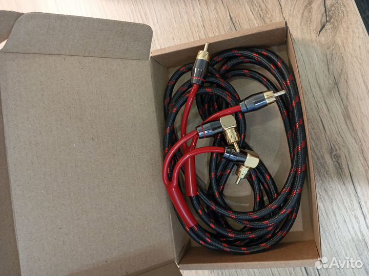 Межблочный кабель 2 rca-2rca AMP hrca-3м