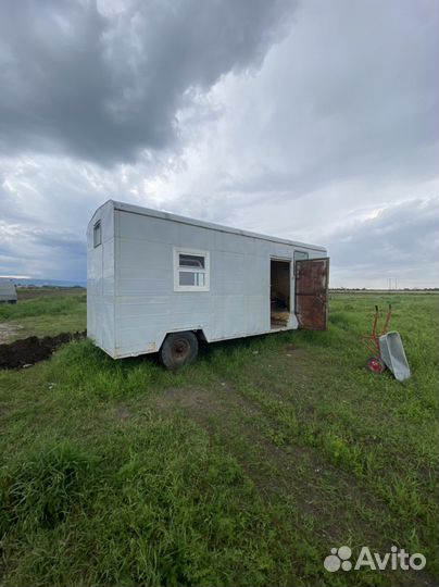 Прицеп-дача Caravelair Bamba 420, 2014