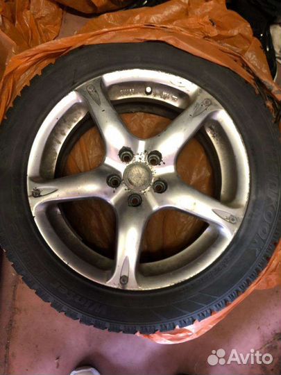 Диски г16 крайслер пт. Два с резиной. Два без
