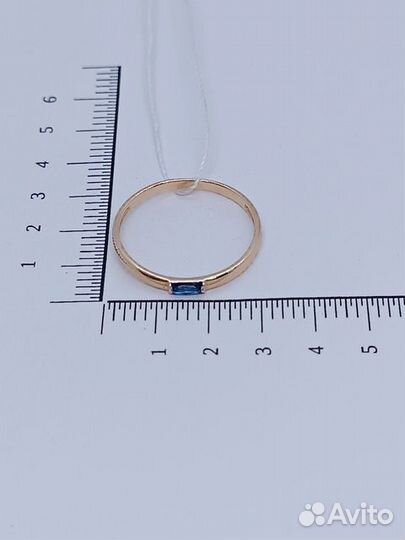 Золотое кольцо с фианитом 18р