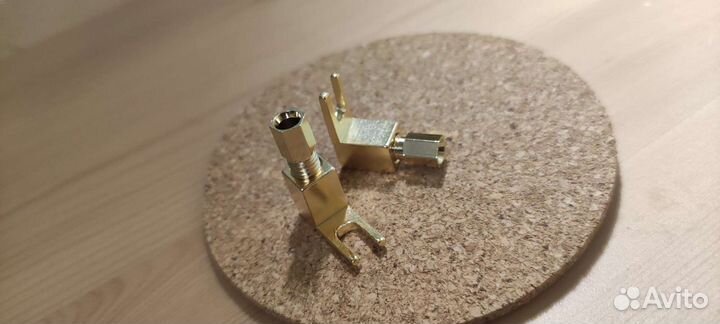 Аккустические коннекторы лопатки