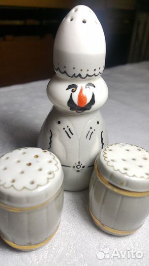 Перечница и солонки