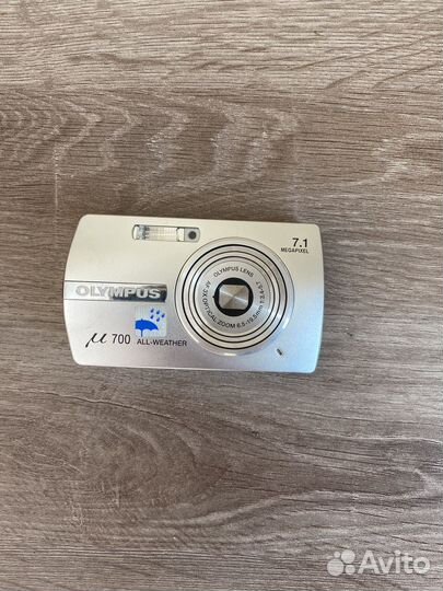 Компактный фотоаппарат olympus m700