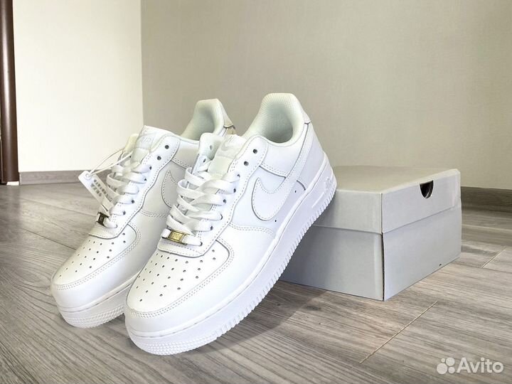 Nike Air Force 1 Low White