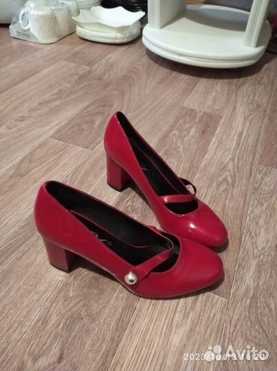 Туфли женские 36 размер новые