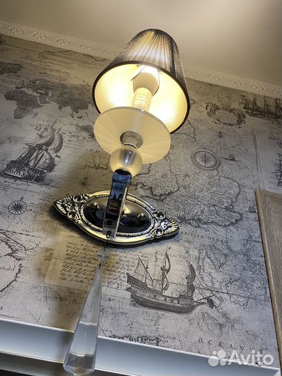 Настенный светильник бра