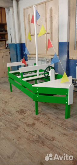 Кораблик на детскую площадку