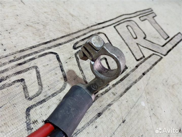 Клемма аккумулятора плюс Volkswagen Passat B6 1.8