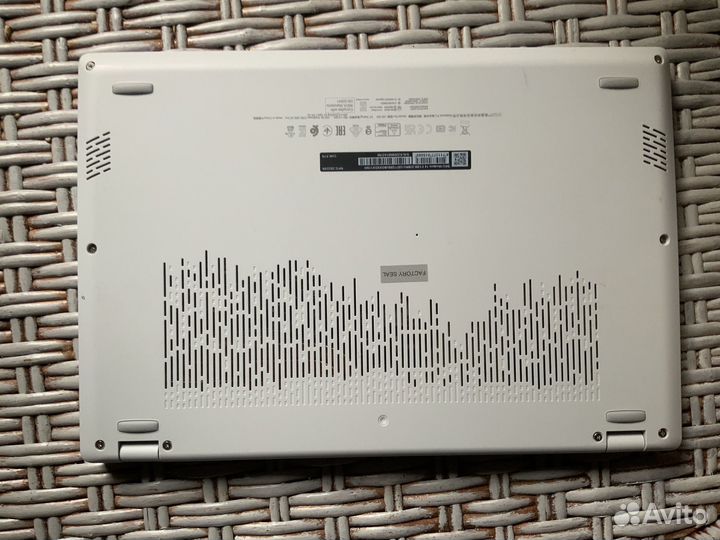 Ноутбук msi modern 14 C12M-238RU