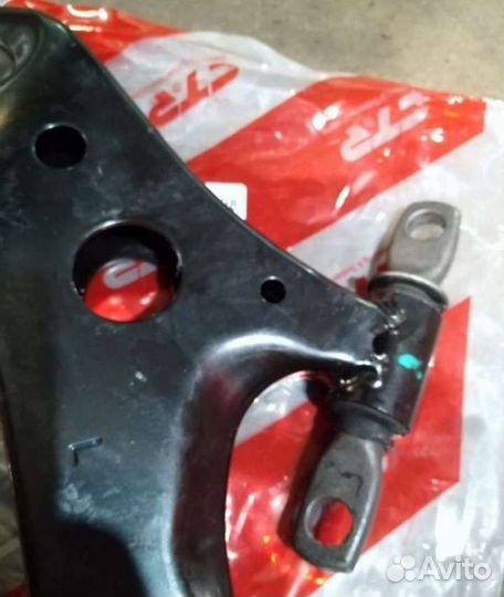 Передний рычаг camry v55