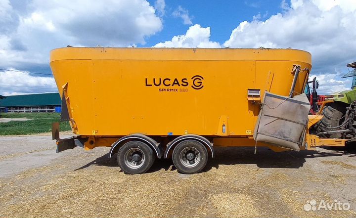 Кормораздатчик Lucas Spirmix 320, 2017