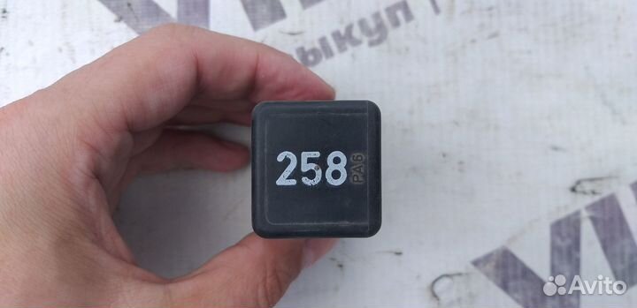 Реле накала свечей Volkswagen Passat