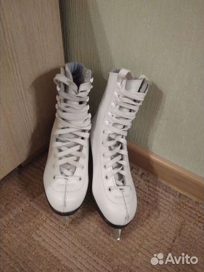 Коньки для девочки размер 33