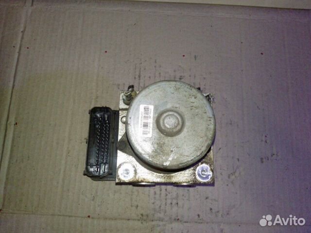 Блок ABS (насос) Hyundai Solaris 1 2015-2017