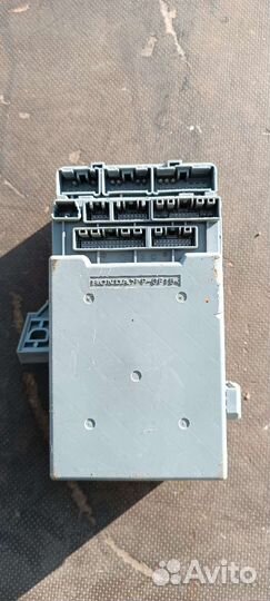 Блок предохранителей Хонда Цивик 8