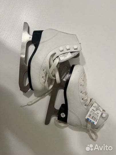 Коньки детские 27/28р